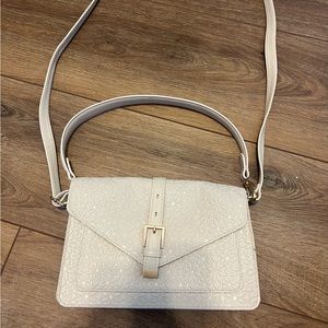 Women’s Cream Crossbody Bag. New without tags.